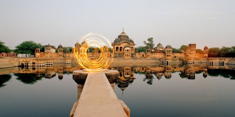 CONTEMPORARY PHOTOGRAPHY: A PHOTO BECOMES YESTERDAY'S ART PIECE BY TOMORROW