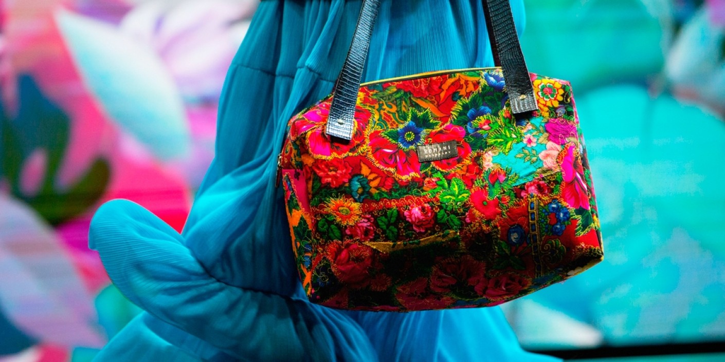AZ AKTIVISTA MŰVÉSZET PERSPEKTÍVÁI A ROMANI DESIGN PÉLDÁJÁN SZEMLÉLTETVE